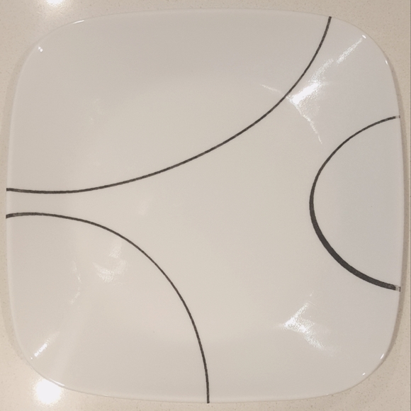 SOLD Corelle Tableware Lunch Plates x4 - Picture 1 of 2